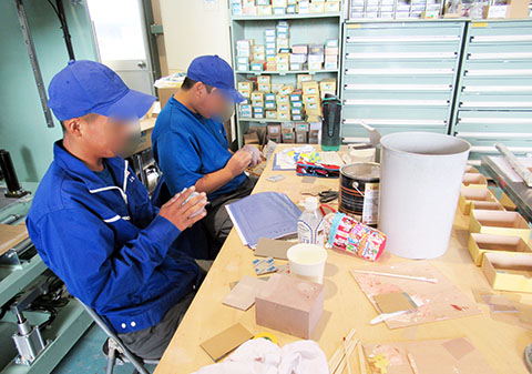 静岡県立吉原工業高等学校よりインターンシップ生2名を受け入れました